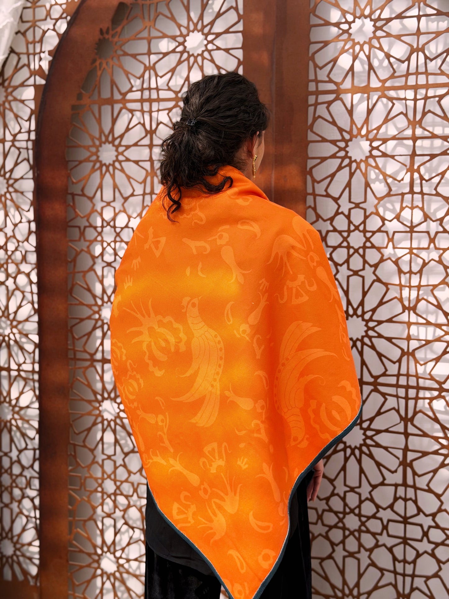 Parrot square shawl