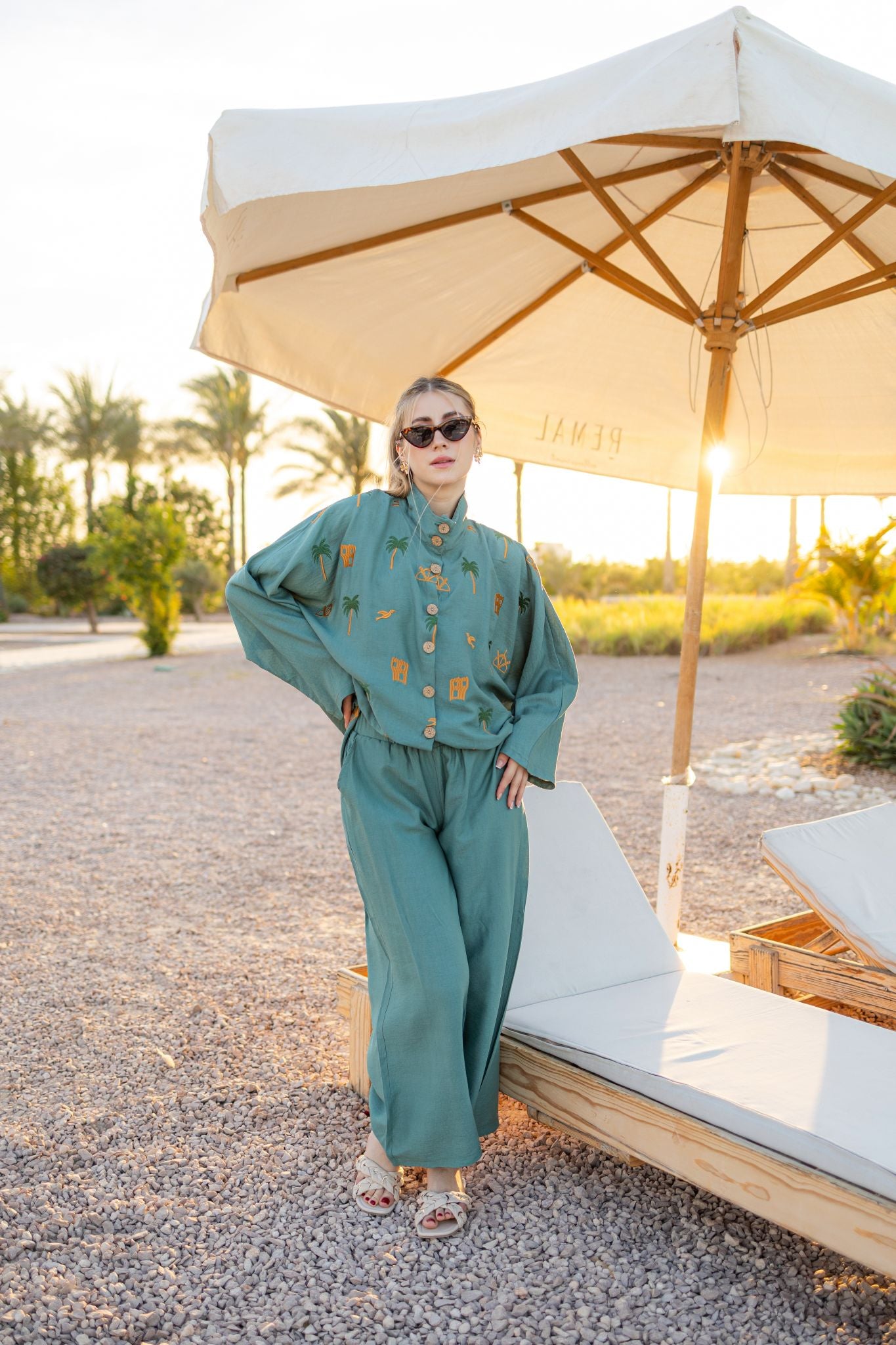 dark mint linen oversized embrodiery set