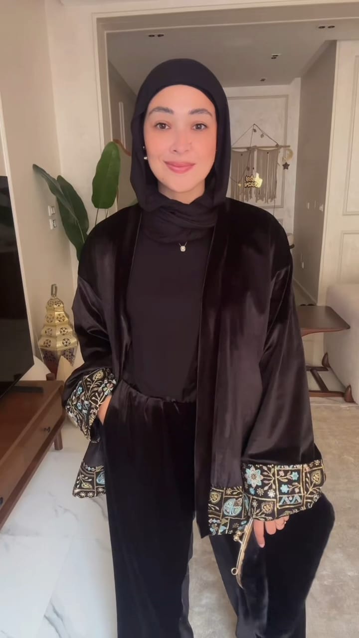 Safia set (black colour )