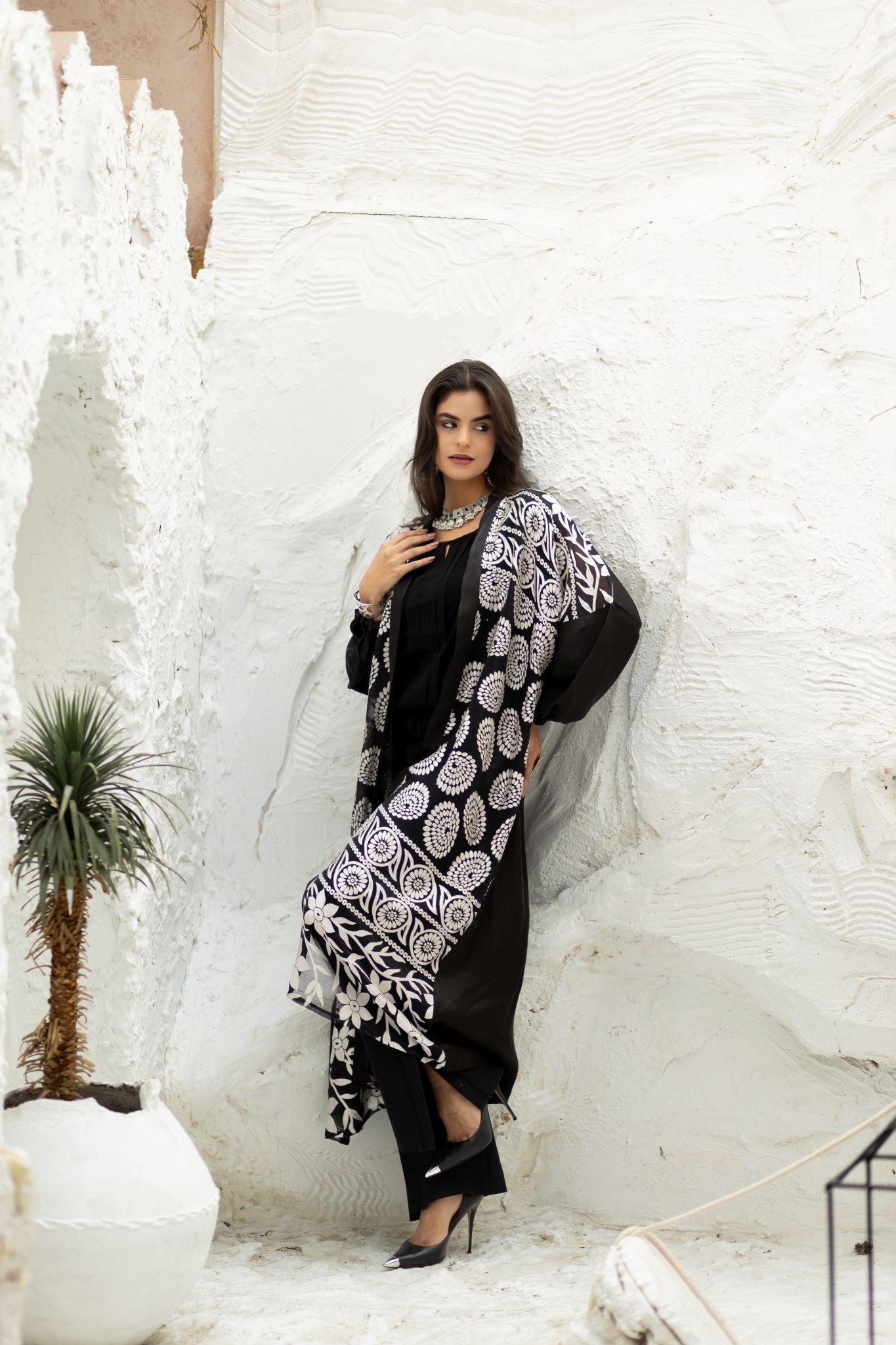 black x silver kimono 1