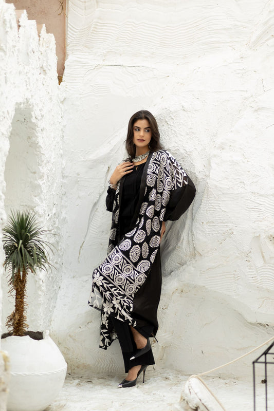 black x silver kimono 1