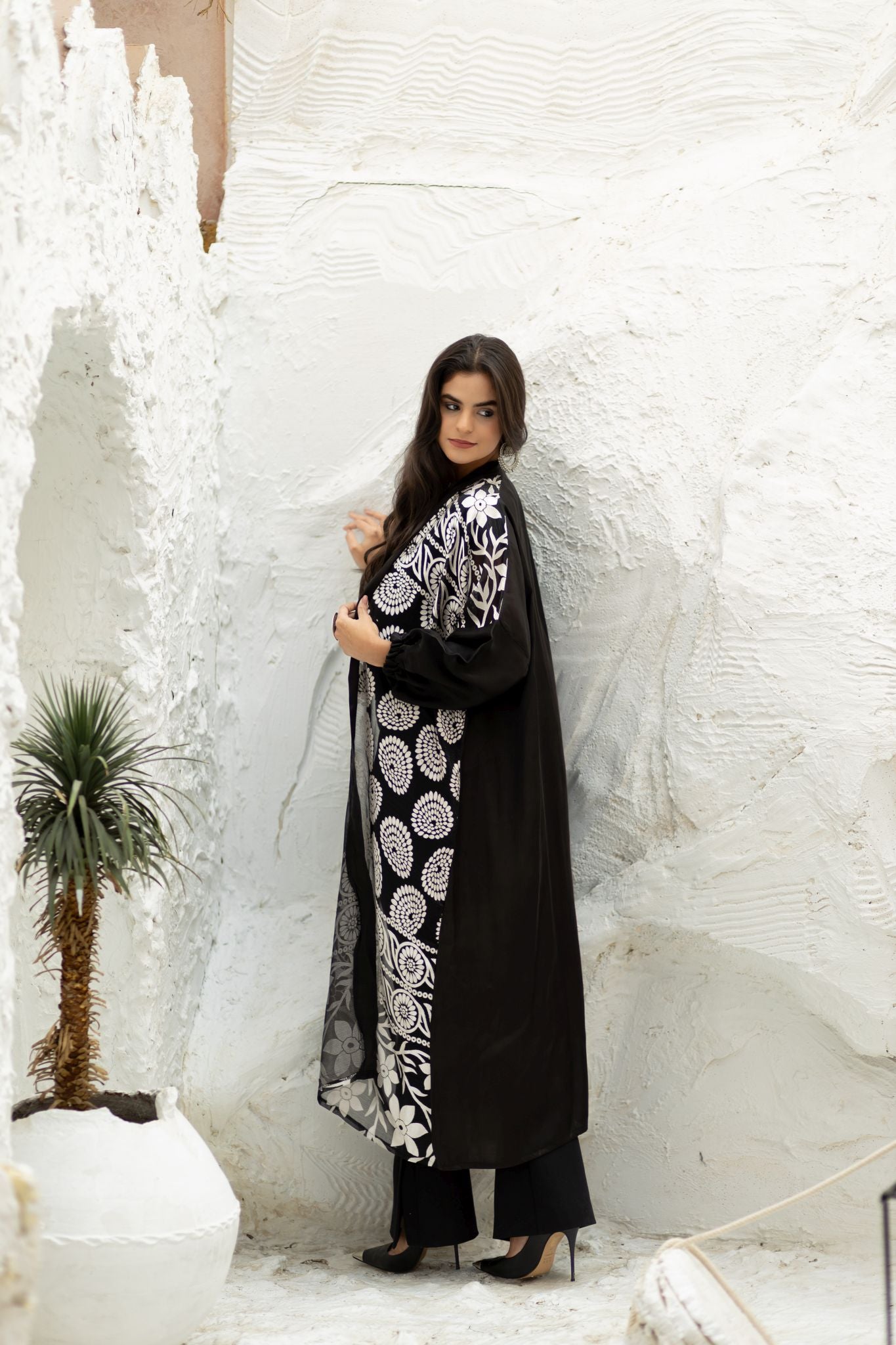 black x silver kimono 1