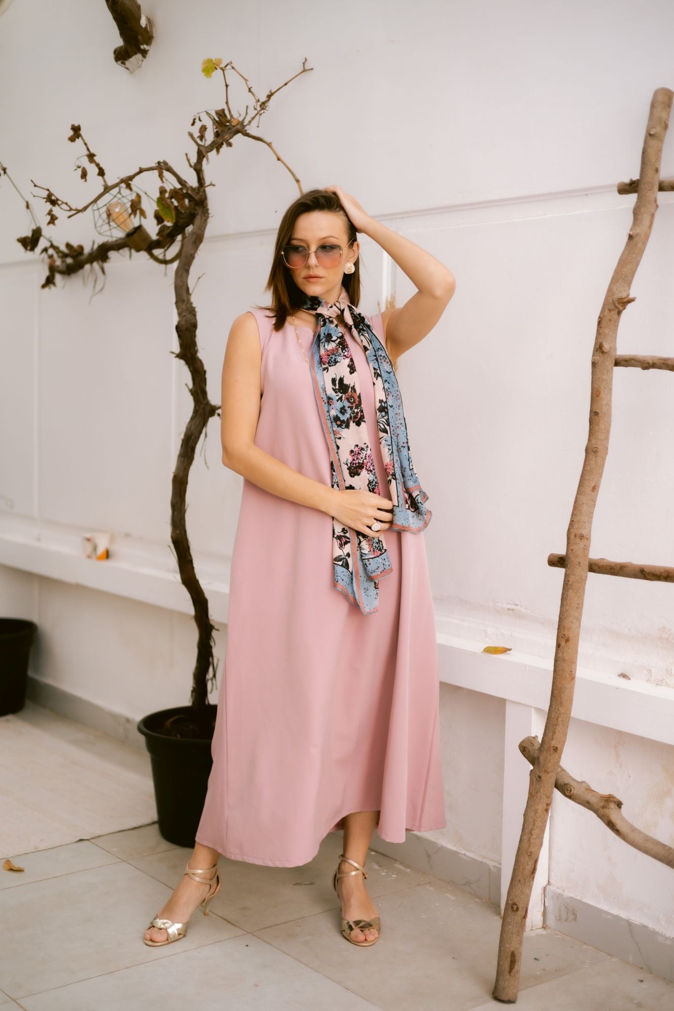 nude sleevless dress