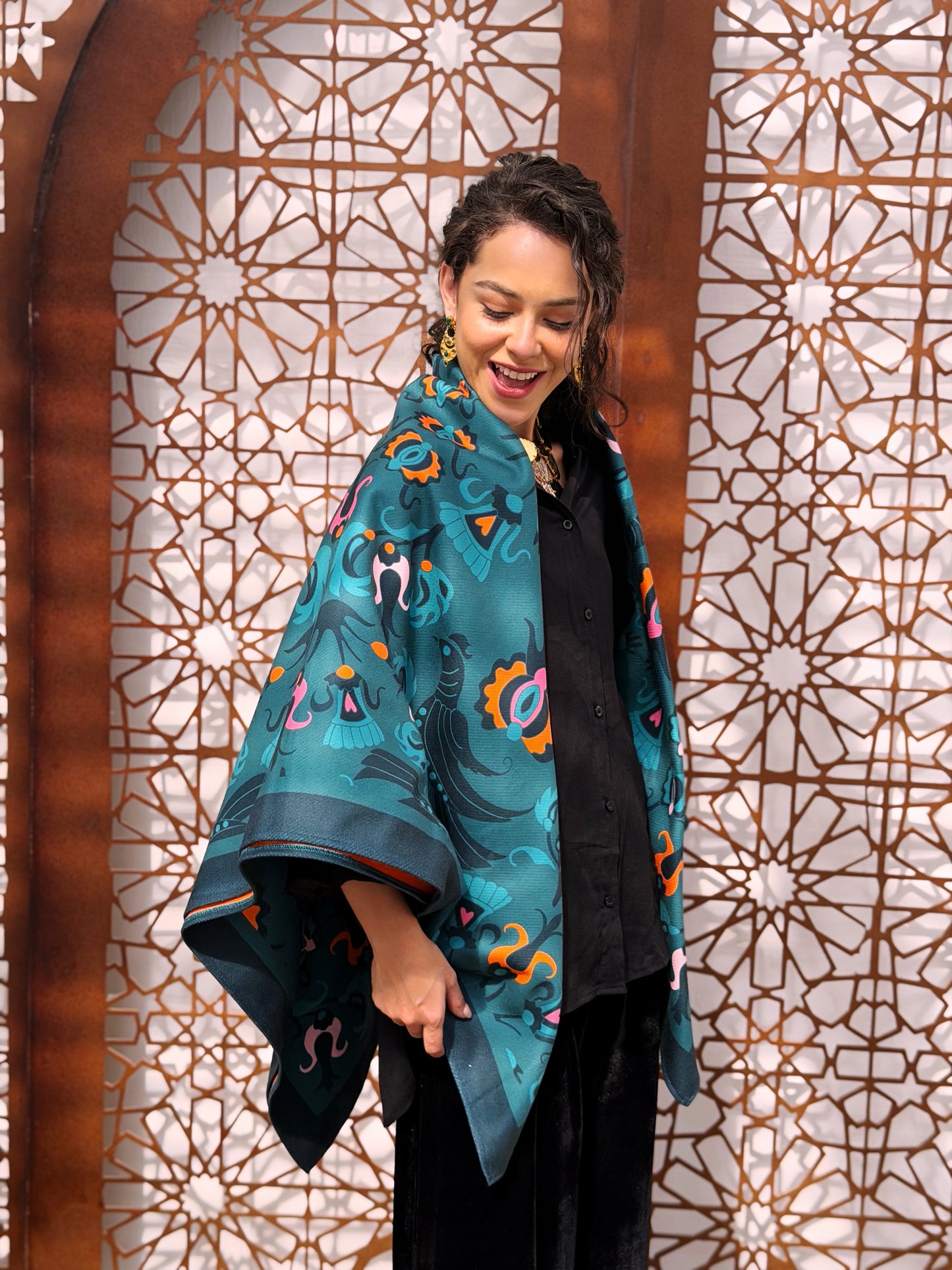 Parrot square shawl
