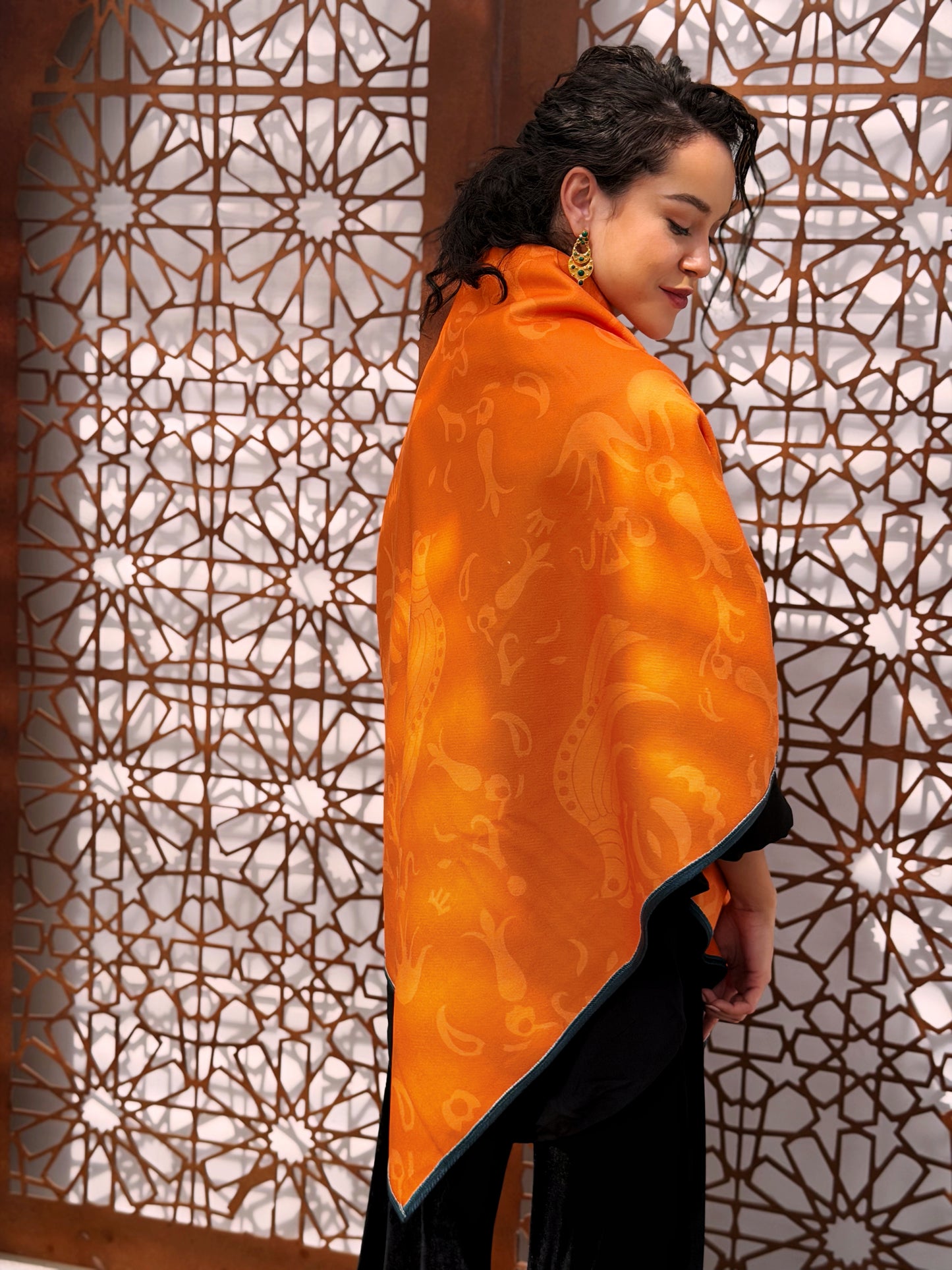 Parrot square shawl