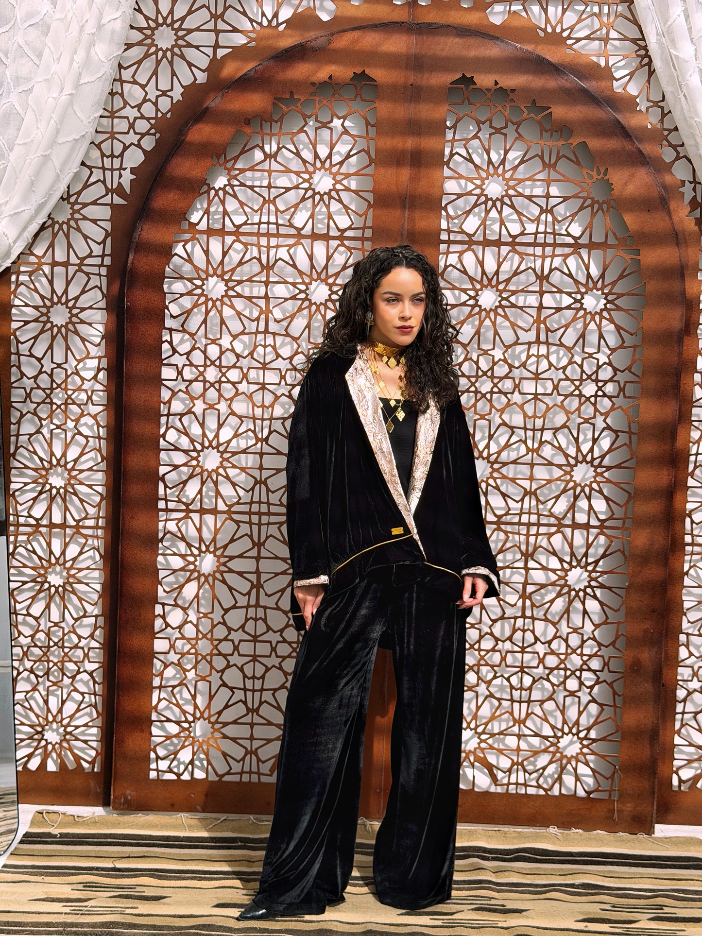 Jamila set